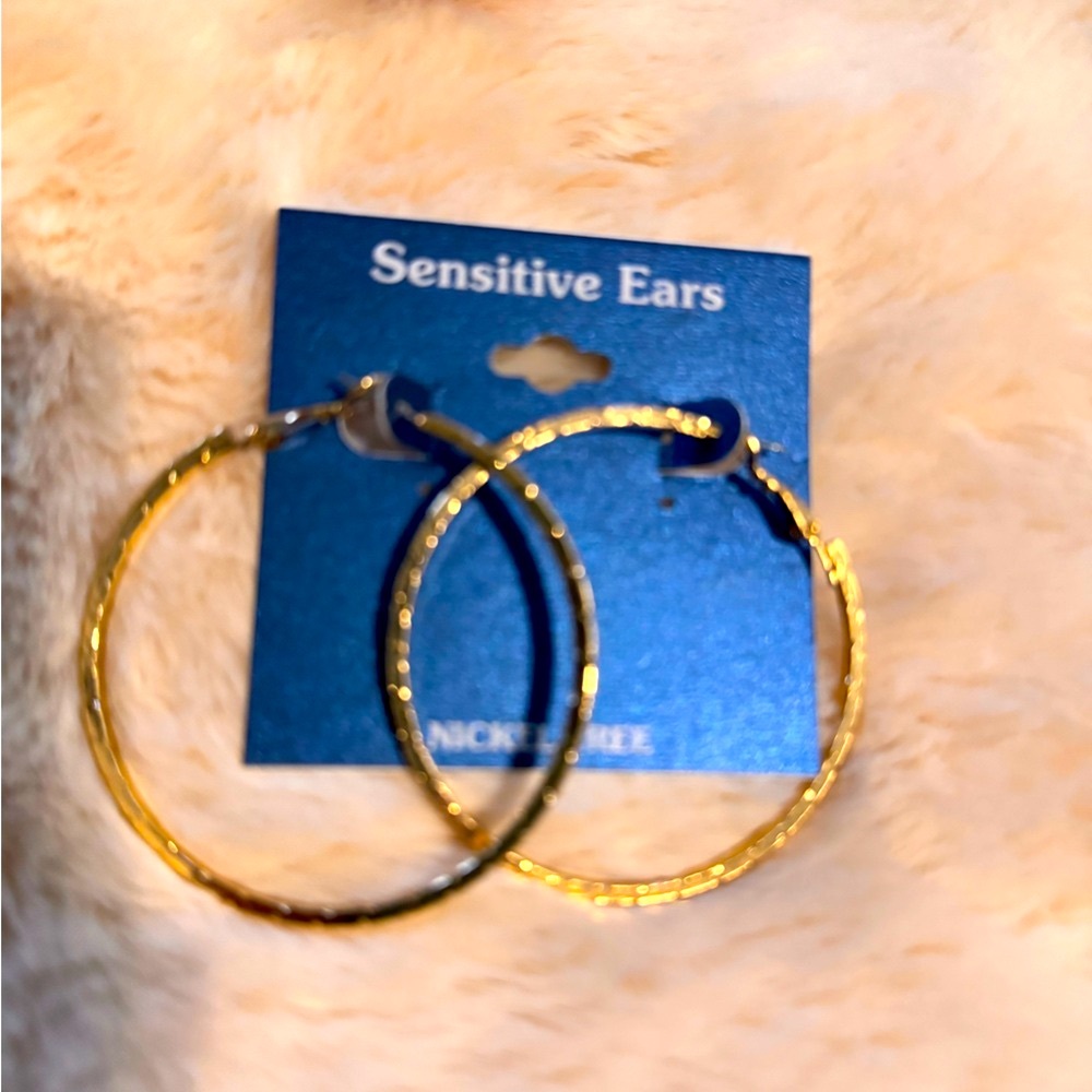 Golden hoop earrings for sensitive skin NWT
